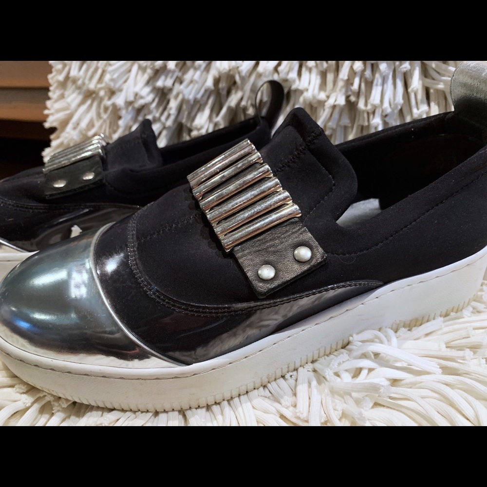 Alexander McQueen Slip-On Sneaker
